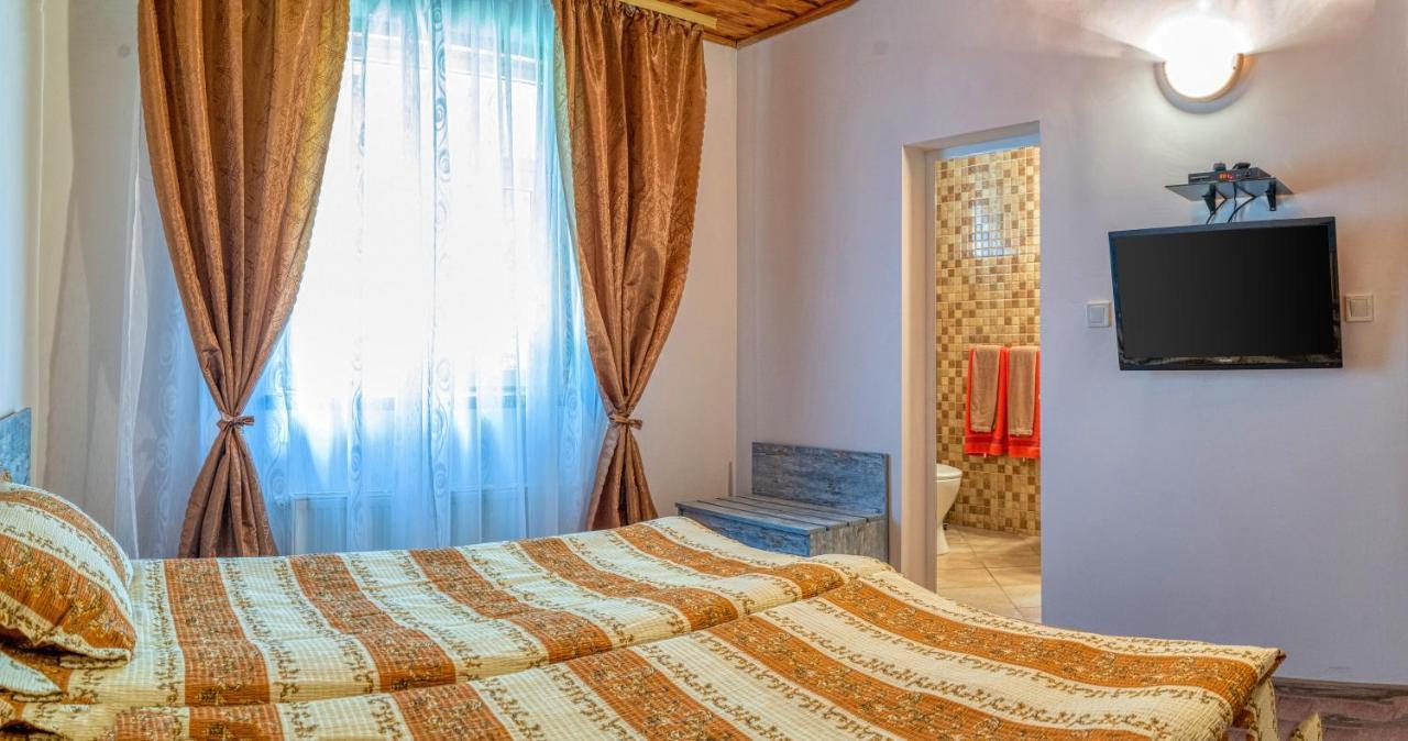 Крушун - Единствена На Метри От Водопадите, Krushun - The Only Stay Just Meters From The Waterfalls Krushuna Exterior foto