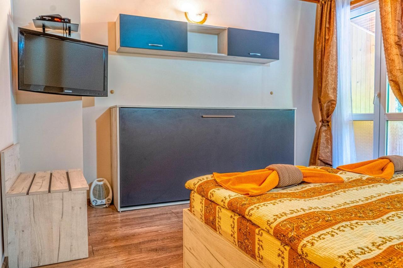 Крушун - Единствена На Метри От Водопадите, Krushun - The Only Stay Just Meters From The Waterfalls Krushuna Exterior foto